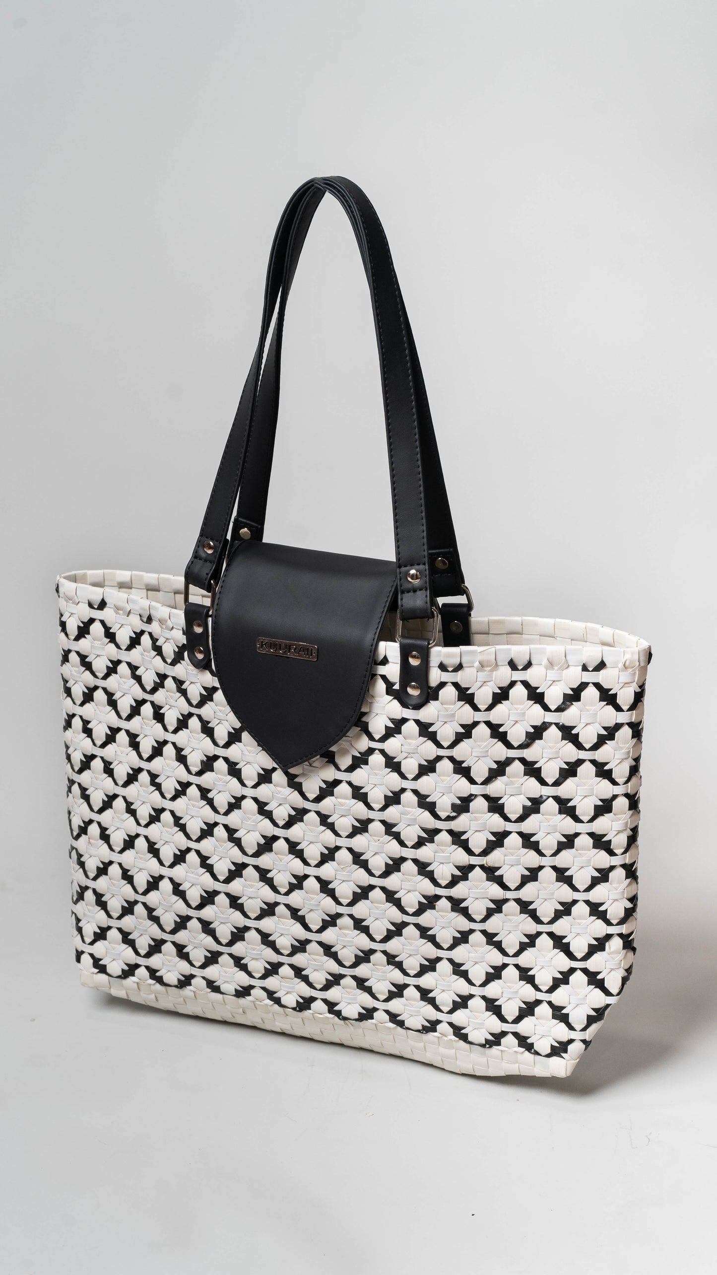 Chettinad Tote - White & Black