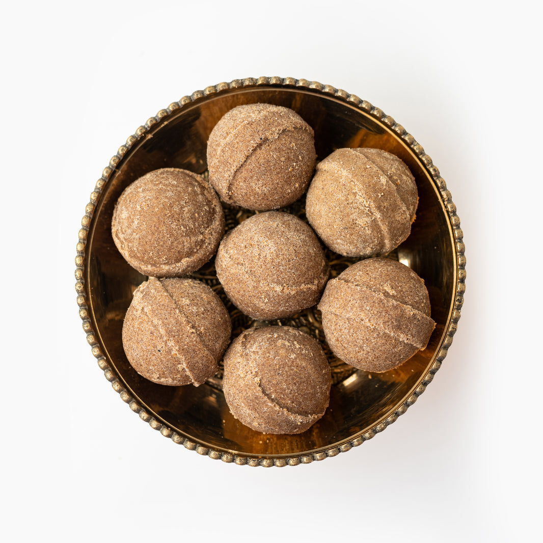 Mixed Millets Ghee Ladoo (Sirudhaniyam)