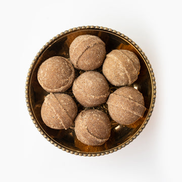 Mixed Millets Ghee Ladoo (Sirudhaniyam)