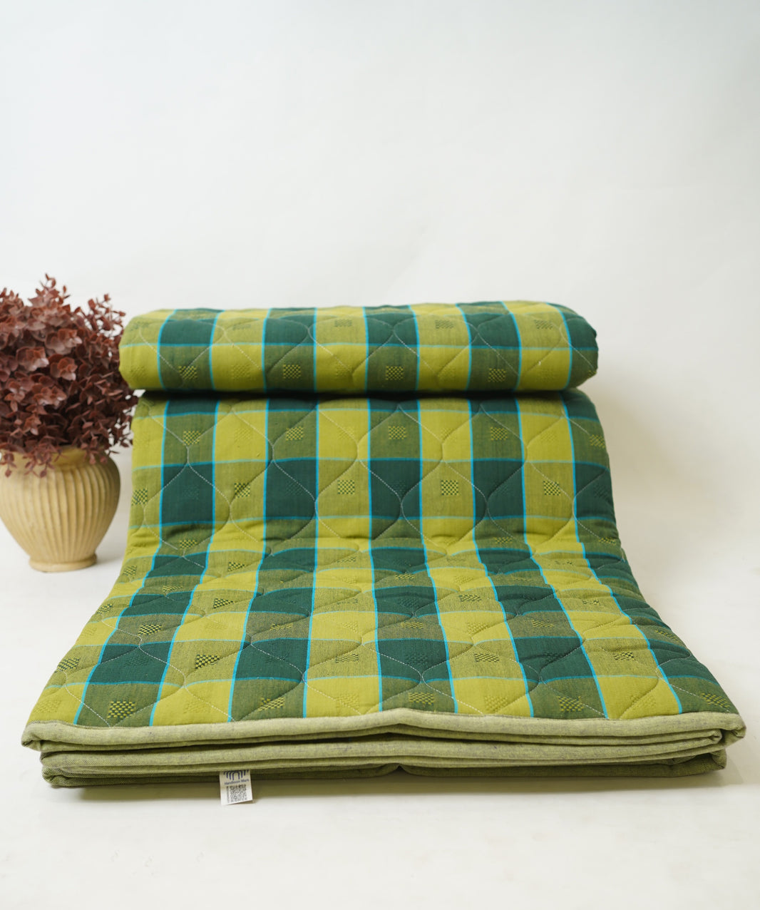 Premium Handloom Double Cot Chennimalai Quilt- Green