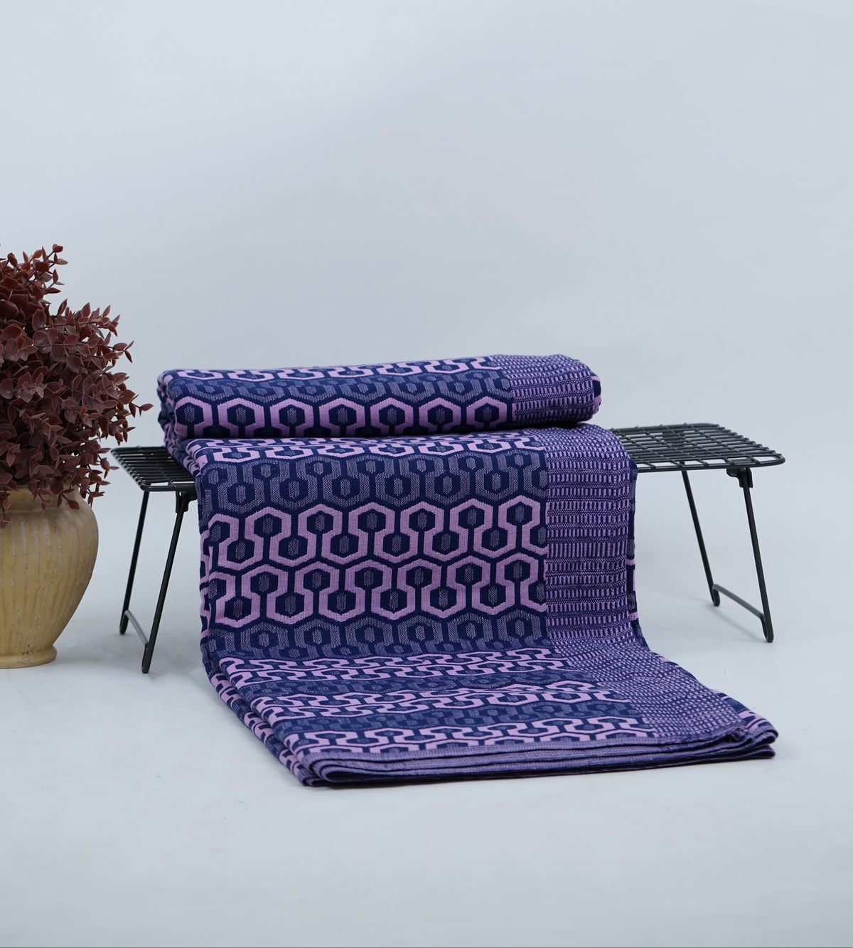 Premium Handloom double cot Chennimalai bedsheet - Purple Geometric