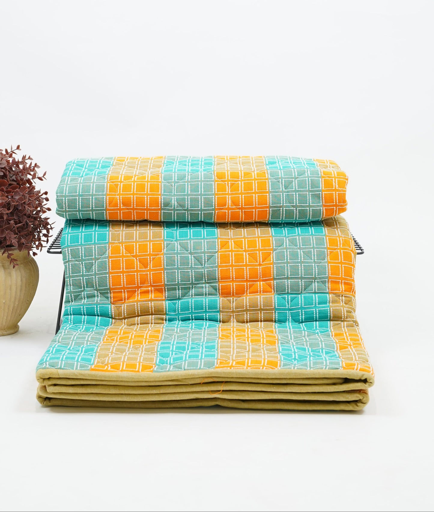 Premium Handloom Single Cot Chennimalai Quilt - Bright Box
