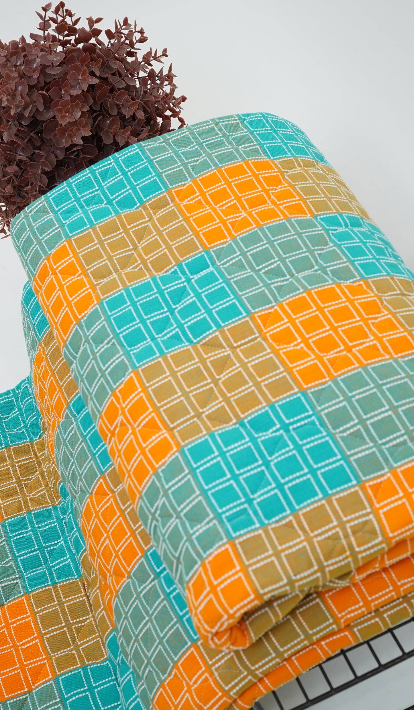 Premium Handloom Single Cot Chennimalai Quilt - Bright Box