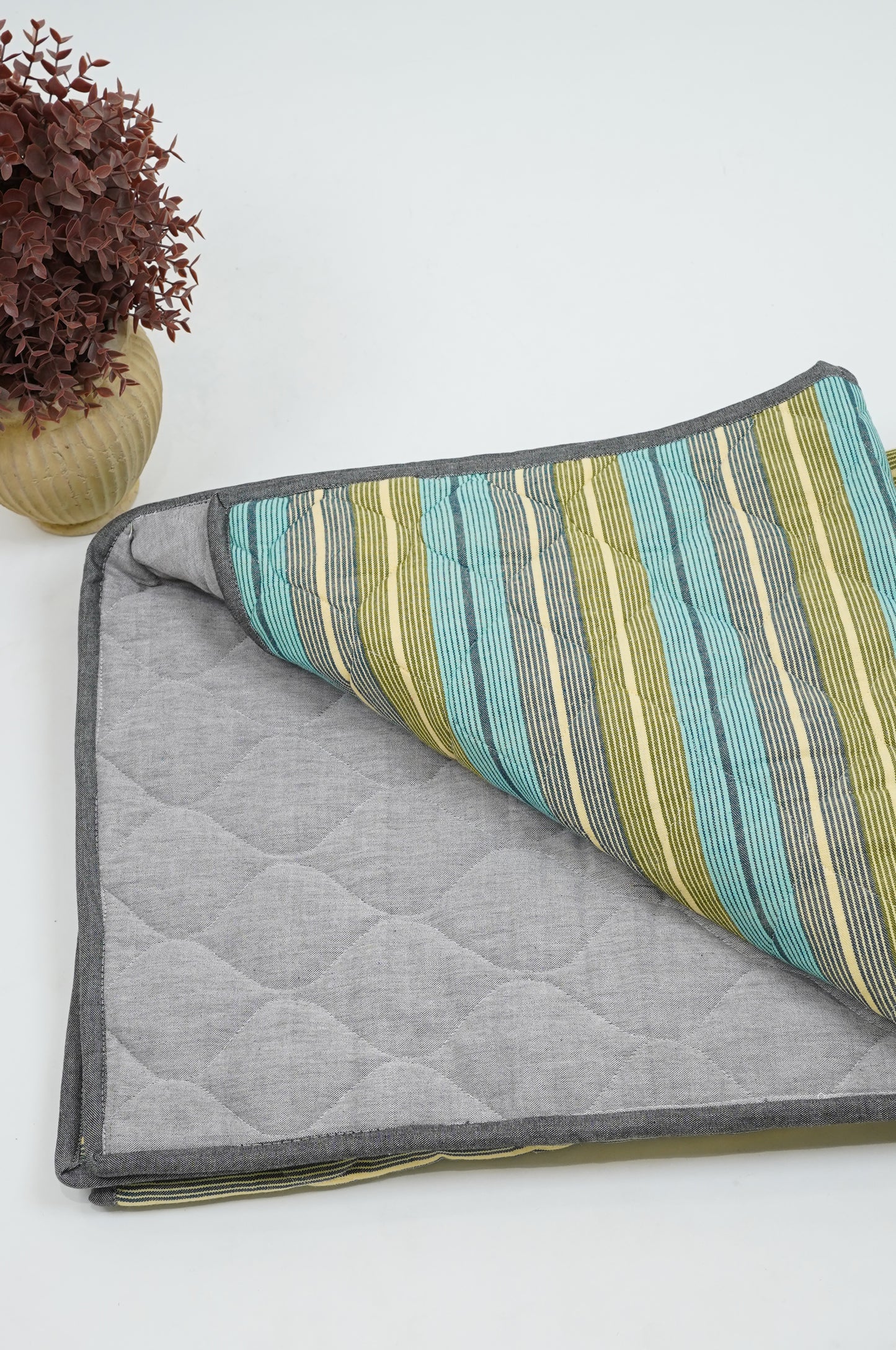Premium Handloom Single Cot Chennimalai Quilt - Deep Sea