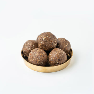 Ragi Dates Ladoo (Finger Millet)