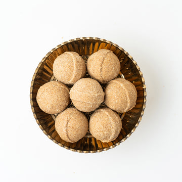 Thinai Nei Ladoo (Foxtail Millet Ghee Ladoo)
