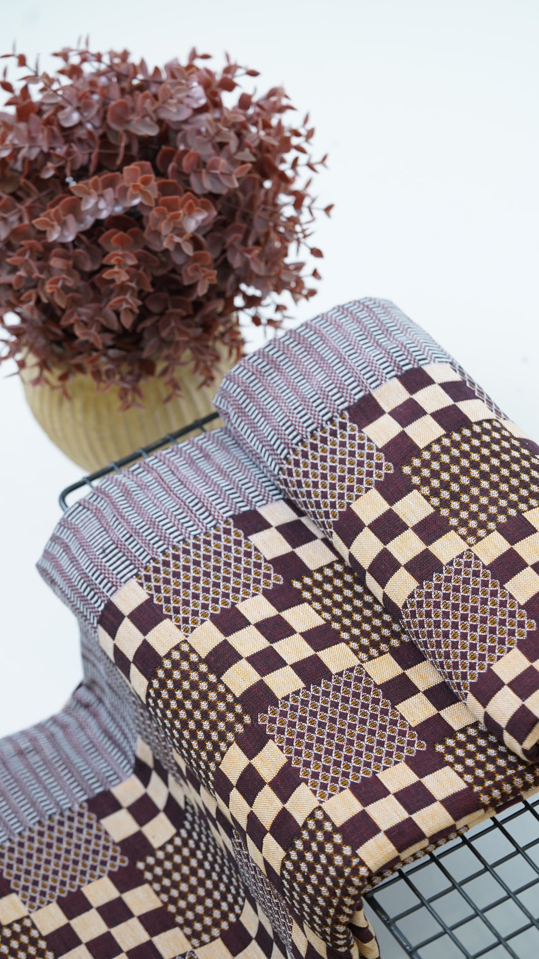 Premium Handloom Royal Checkmate King Size Chennimalai Bedsheet