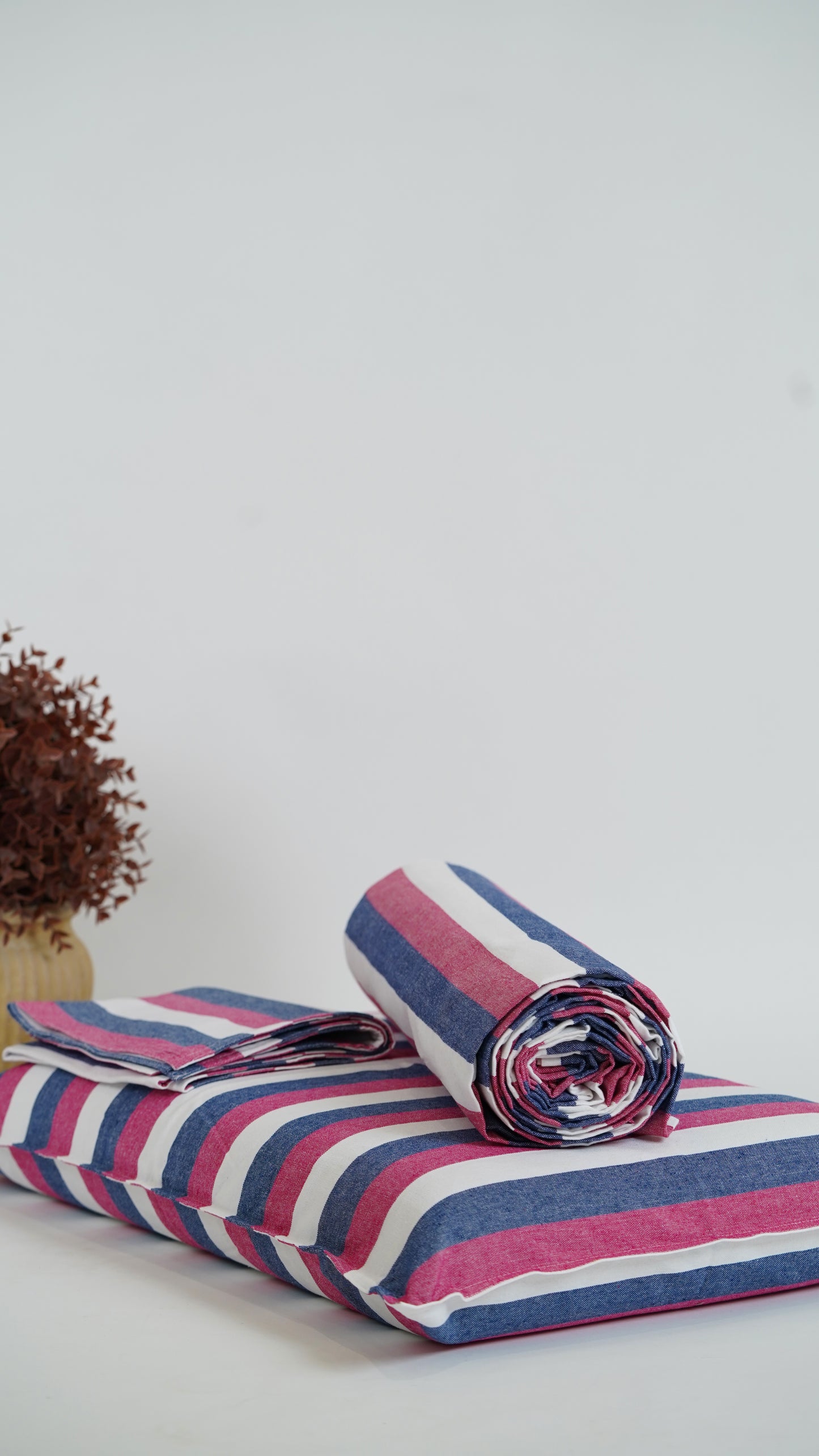 Chennimalai Single Cot Bedspread Classic Tricolor Stripe