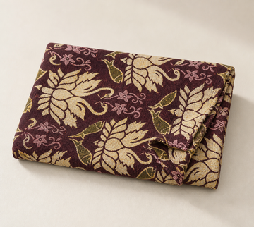 G. Raja Chennimalai Bedsheet Maroon swan — Folded catalogue view