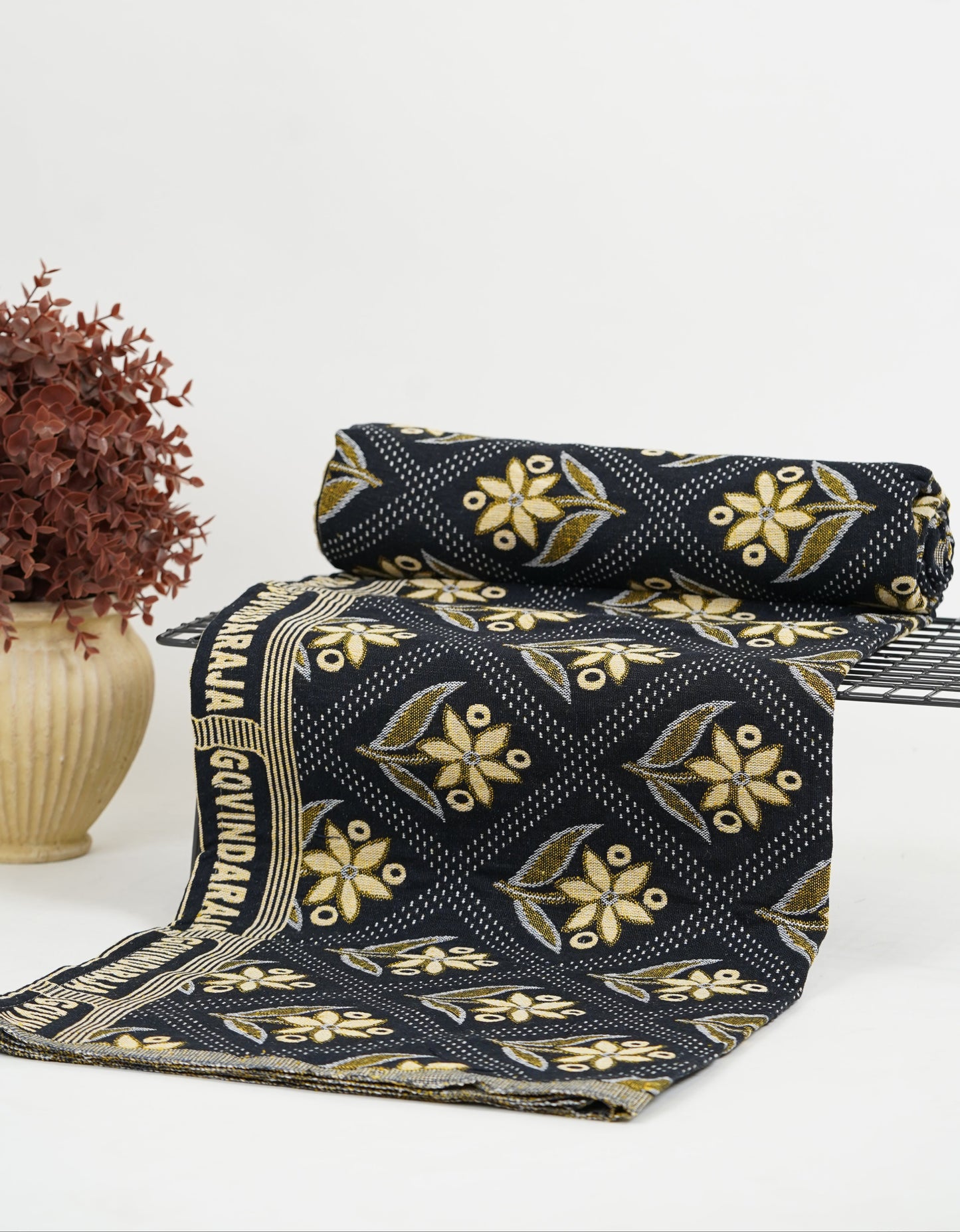 G. Raja Chennimalai Bed Sheet Midnight Floral