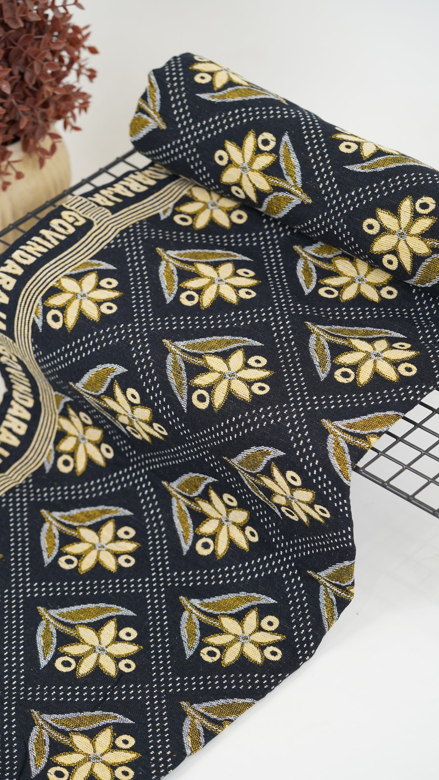 G. Raja Chennimalai Bed Sheet Midnight Floral