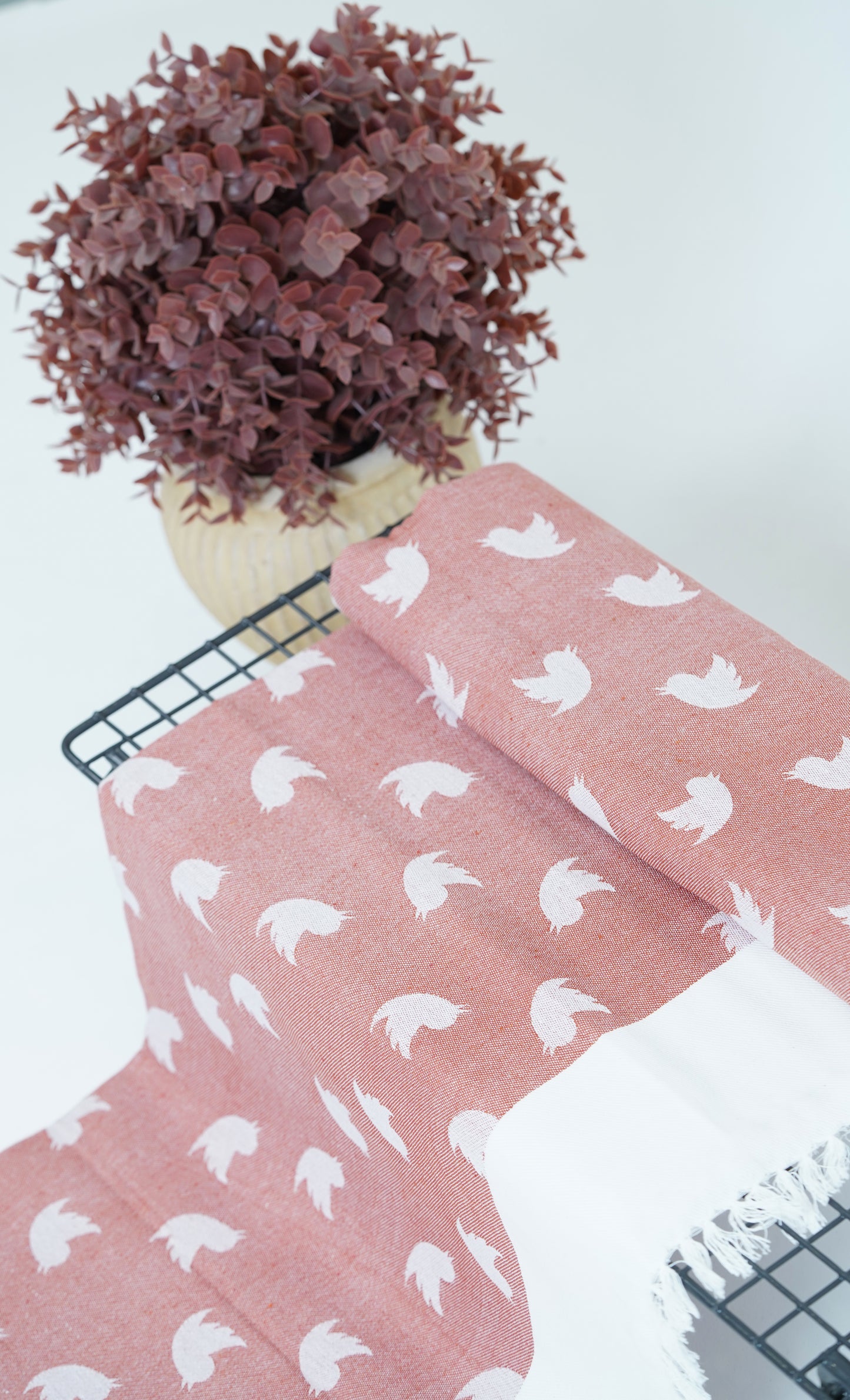 Red Dove Print Lovely Chennimalai Bedsheet