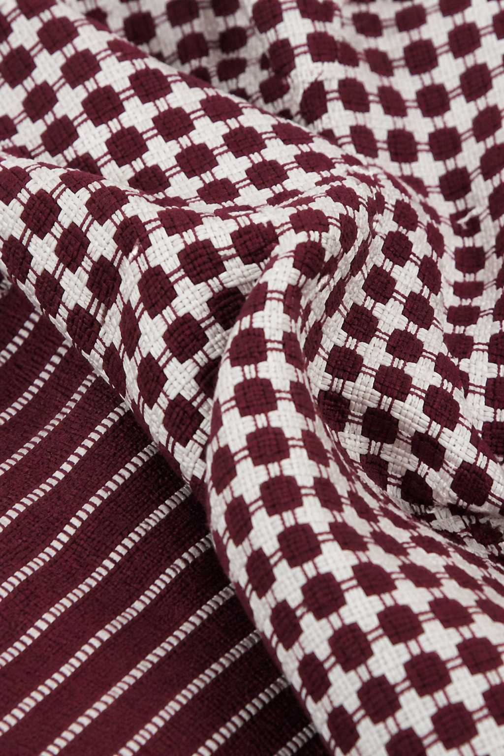 Nayapaisa Chennimalai Bedsheet - Maroon — Fabric and pattern detail view
