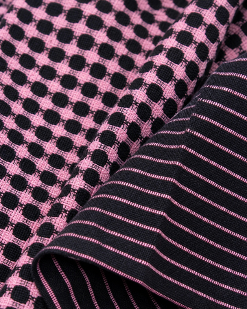 Nayapaisa Chennimalai Bedsheet - Rose — Fabric and pattern detail view