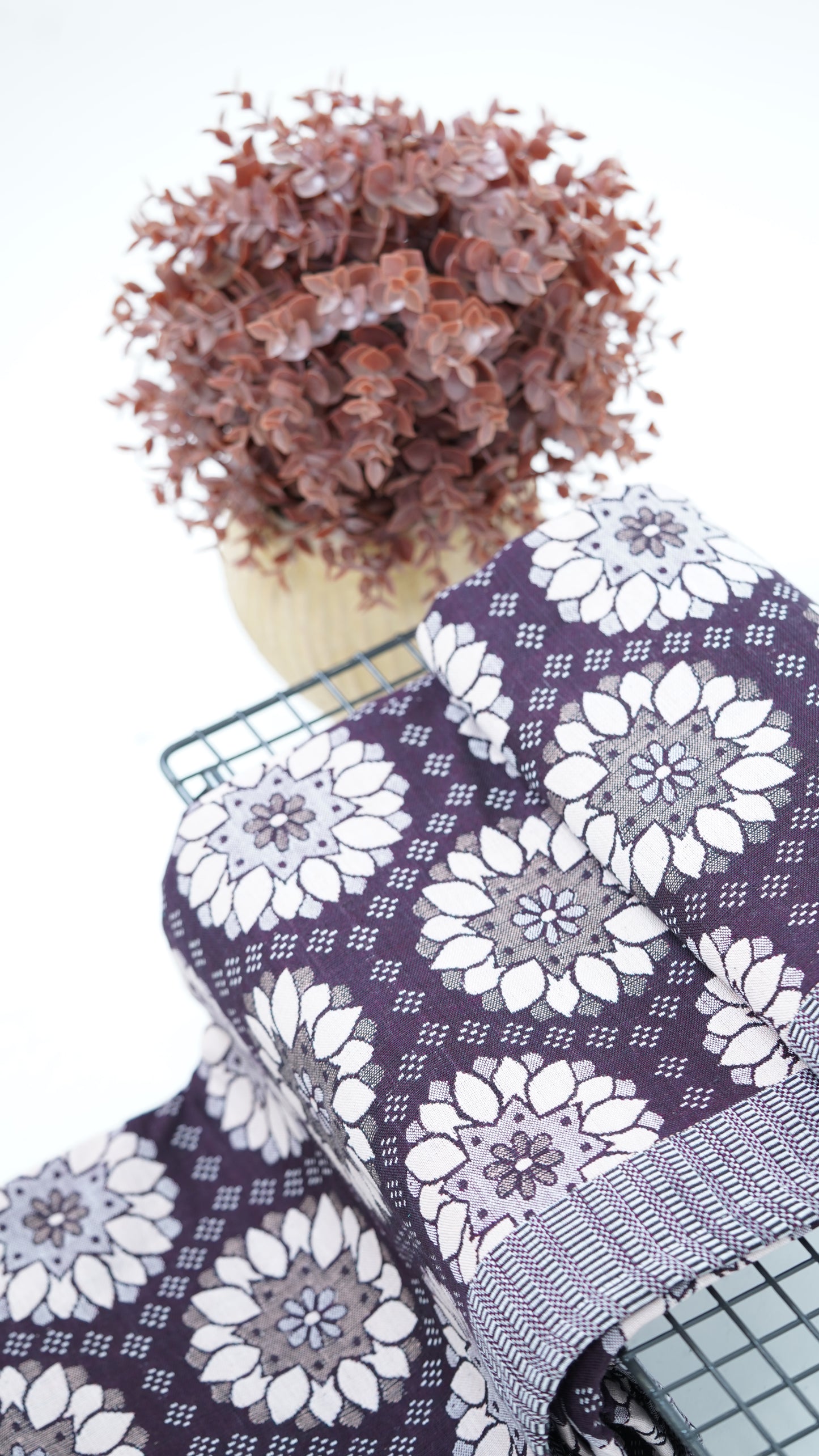 Premium Handloom Ethnic floral double cot Chennimalai Bedsheet