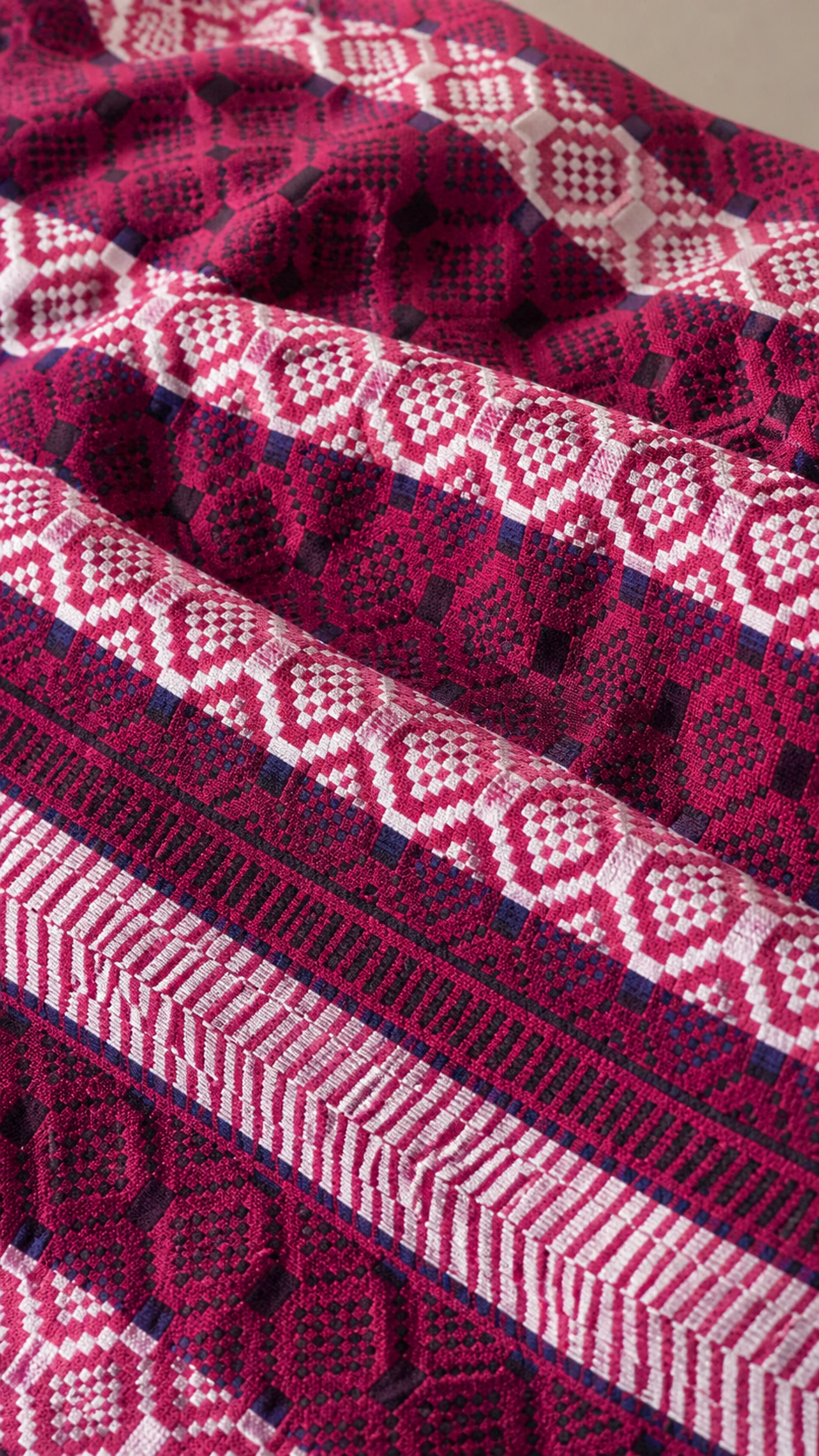Premium Handloom Chennimalai bedsheet - Wine Red — Fabric and pattern detail view