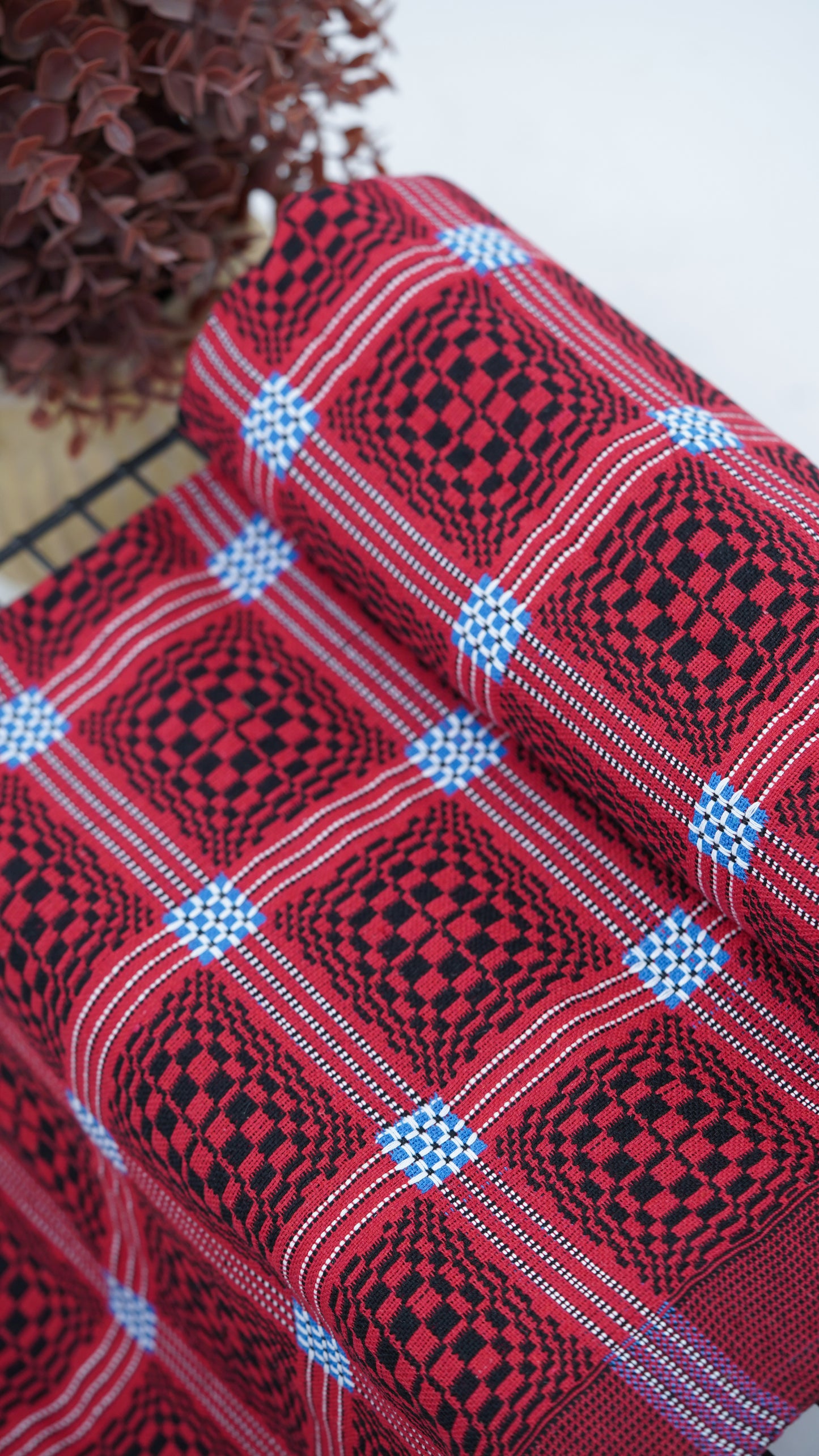 Red Nadhiya Chennimalai Bedsheet