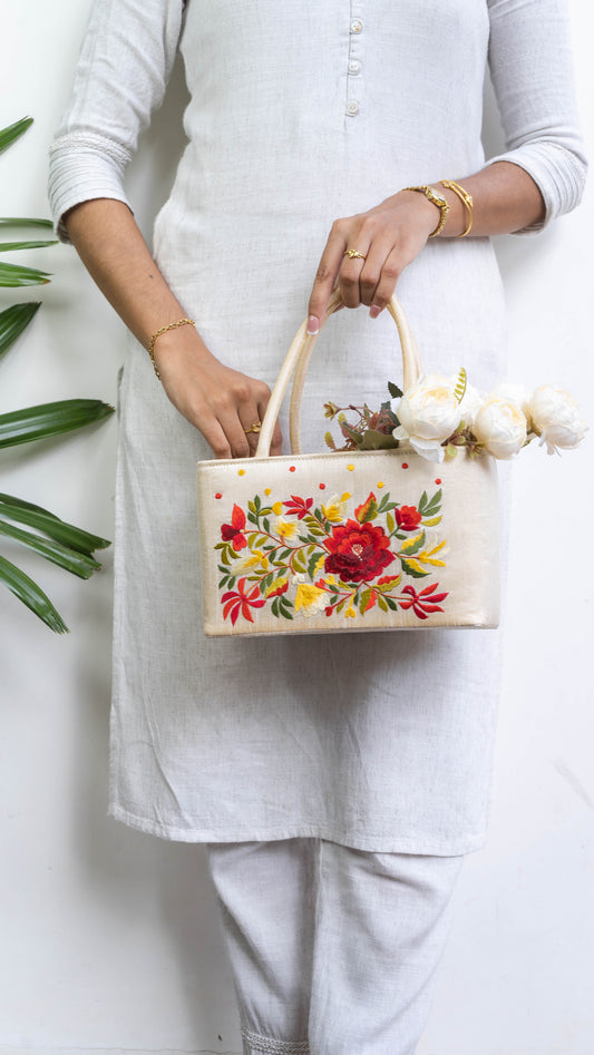 Beige Hamper Bag With Flowers - Small