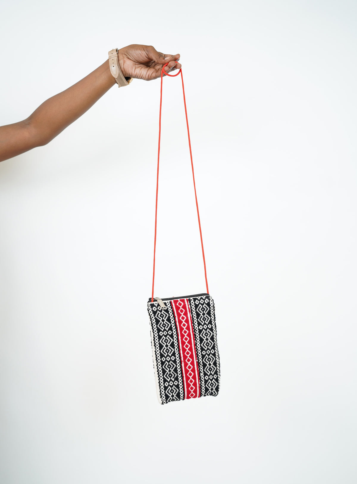TODA Embroidery Mobile pouch - Sling