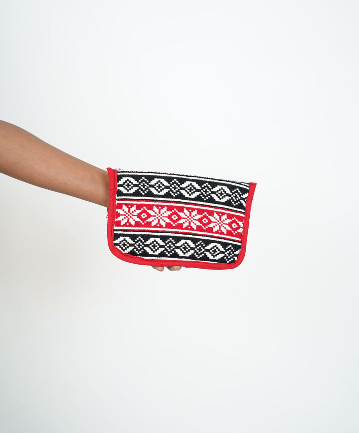 TODA Embroidery Handy Purse