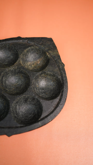 Soapstone Paniyaram Pan - 7 Pit