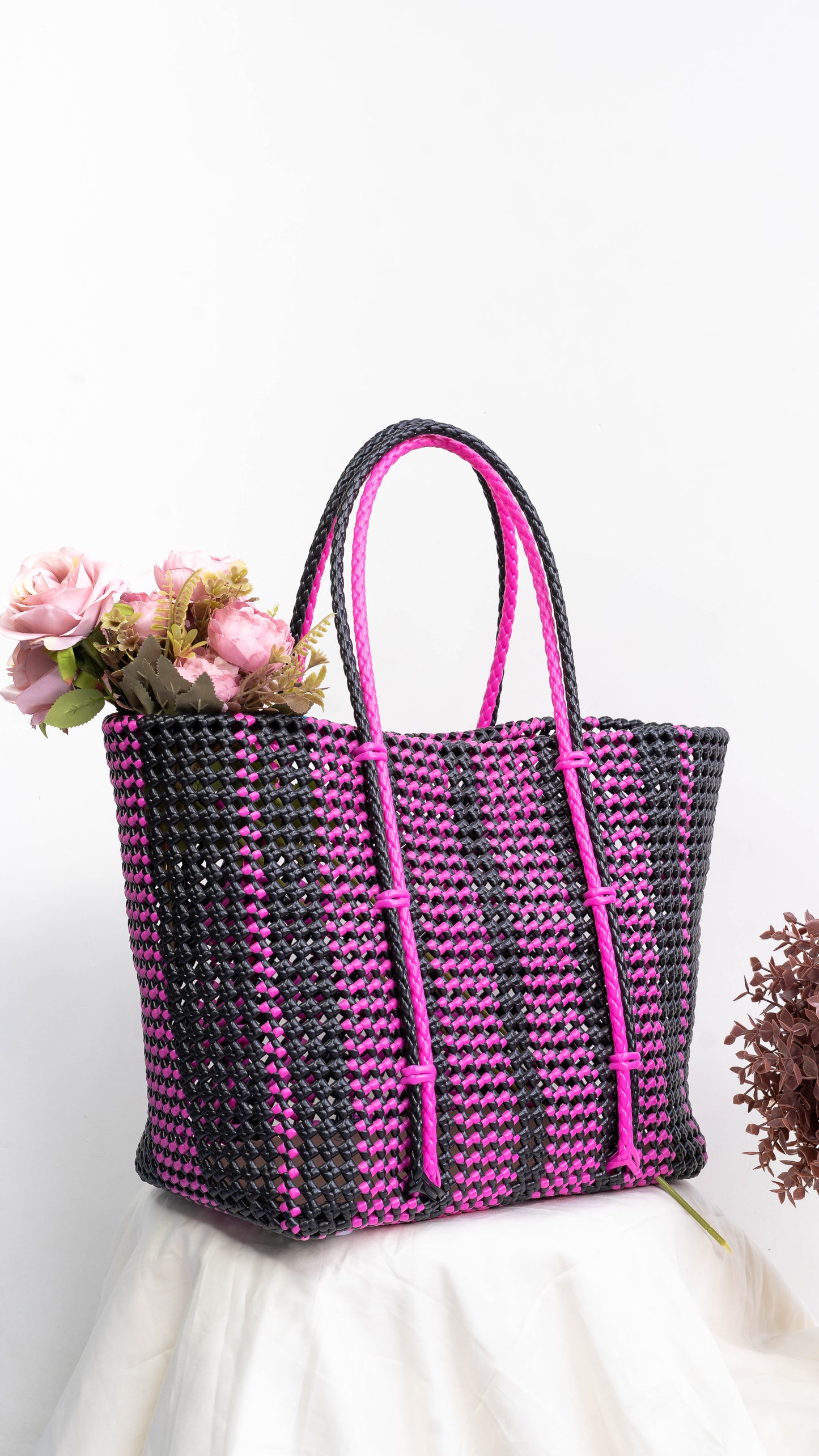 Pink & Black Wire Basket - Extra large