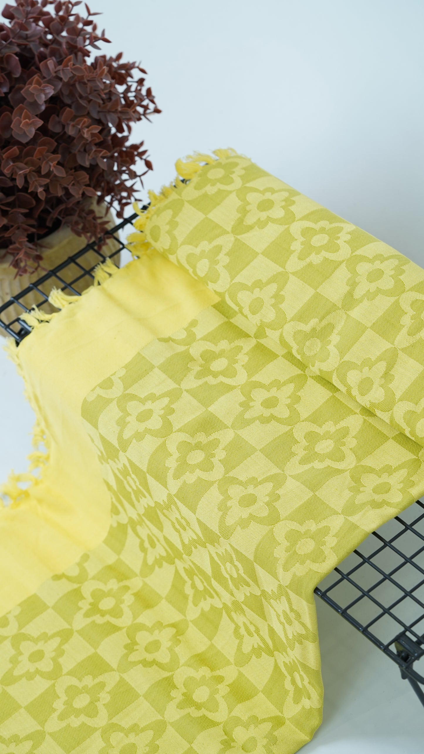 Yellow Bliss Flower Pattern Lovely Chennimalai Bedsheet
